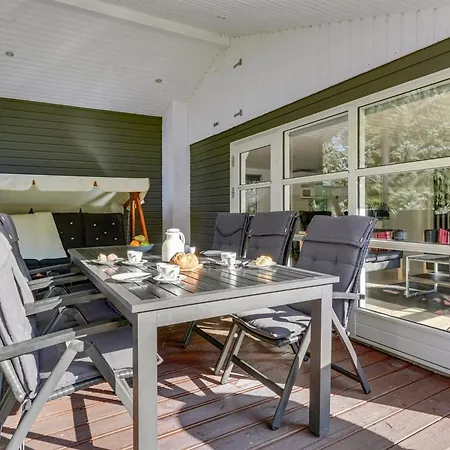 Vakantiehuis Dorete - 2-2km From The Sea By Interhome